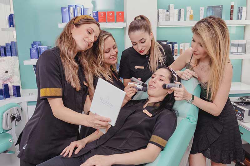 FOR BETTER SKIN BAGEORGOU FOTEINI: Φωτογραφίες & Βίντεο