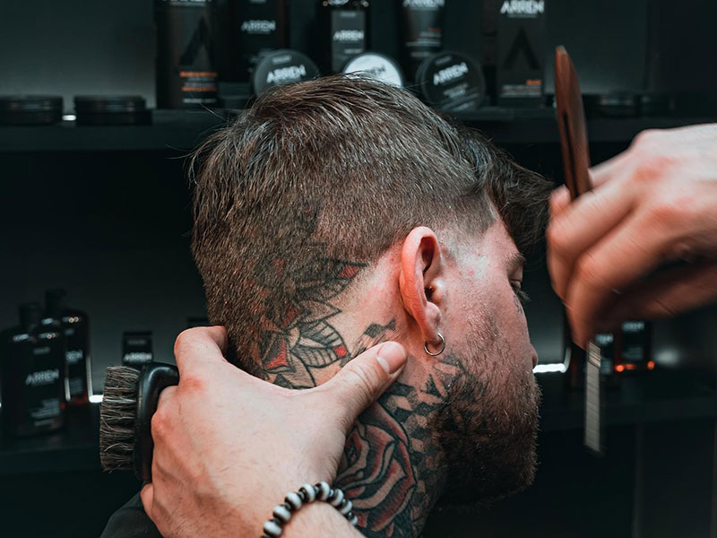 FOUAT Barbershop: Φωτογραφίες & Βίντεο