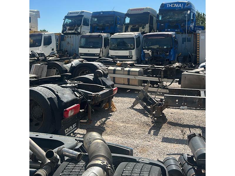 FYSEKIS TRUCK PARTS: Φωτογραφίες & Βίντεο