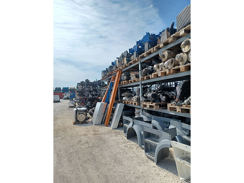 FYSEKIS TRUCK PARTS: Φωτογραφίες & Βίντεο