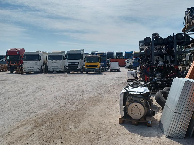 FYSEKIS TRUCK PARTS: Φωτογραφίες & Βίντεο