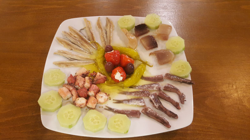 GEIA MAS: Φωτογραφίες & Βίντεο