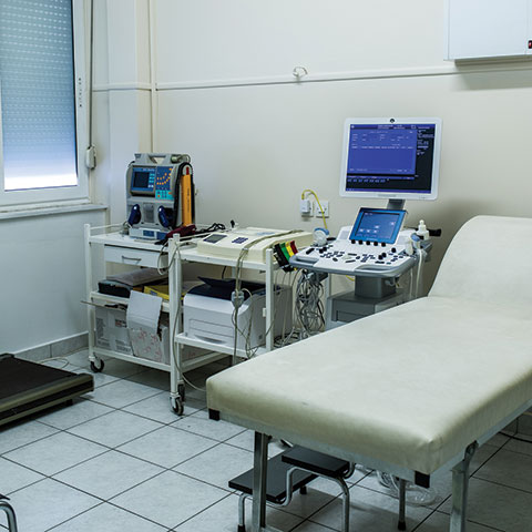 GENIKI KLINIKI ELPIS: Φωτογραφίες & Βίντεο
