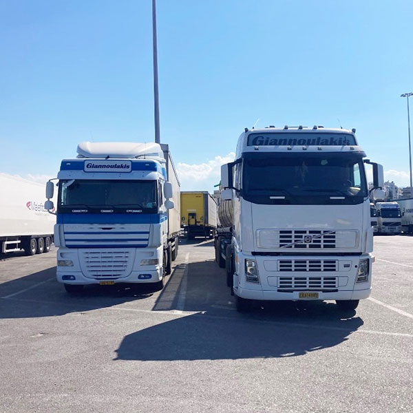 GIANNOULAKIS TRANSPORT SERVICES: Φωτογραφίες & Βίντεο