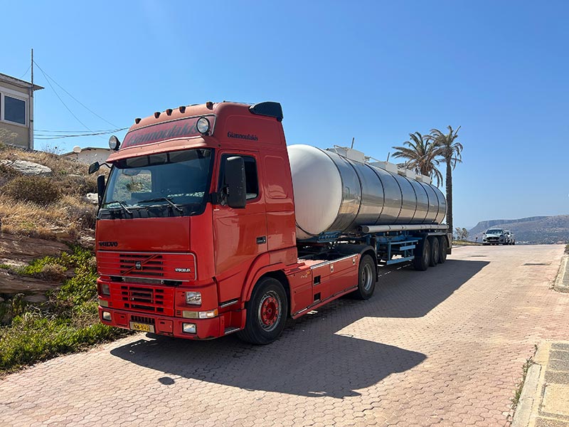 GIANNOULAKIS TRANSPORT SERVICES: Φωτογραφίες & Βίντεο