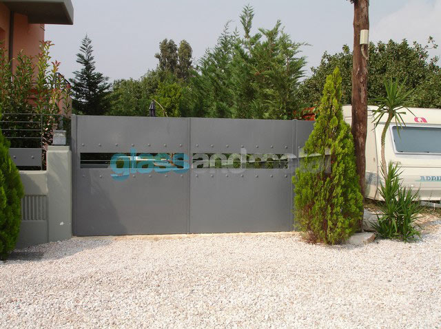GLASS AND METAL: Φωτογραφίες & Βίντεο