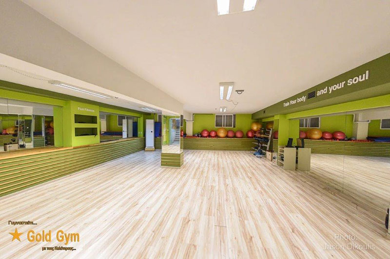 GOLD GYM: Φωτογραφίες & Βίντεο