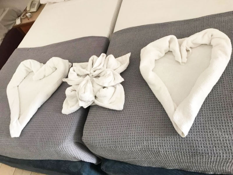GOLEMI THE BEST CLEANING SERVICE: Φωτογραφίες & Βίντεο
