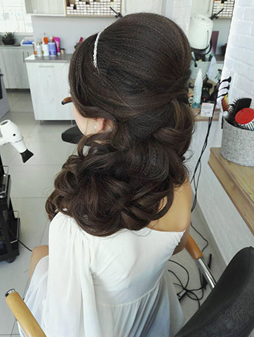 HARISMA HAIR SALON: Φωτογραφίες & Βίντεο