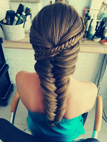 HARISMA HAIR SALON: Φωτογραφίες & Βίντεο