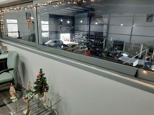 HELLAS AUTO SERVICE: Φωτογραφίες & Βίντεο