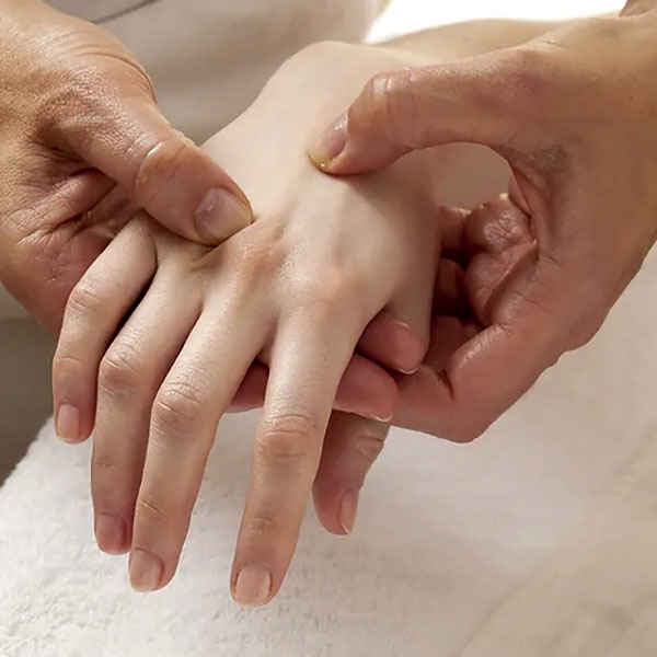 HOLISTICHANDS: Φωτογραφίες & Βίντεο
