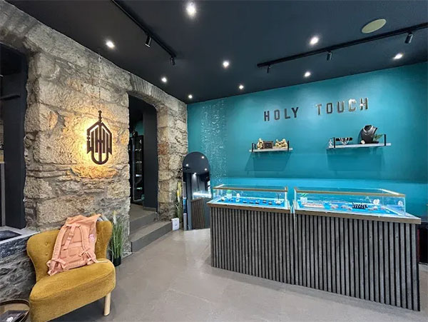 HOLY TOUCH ATH: Φωτογραφίες & Βίντεο