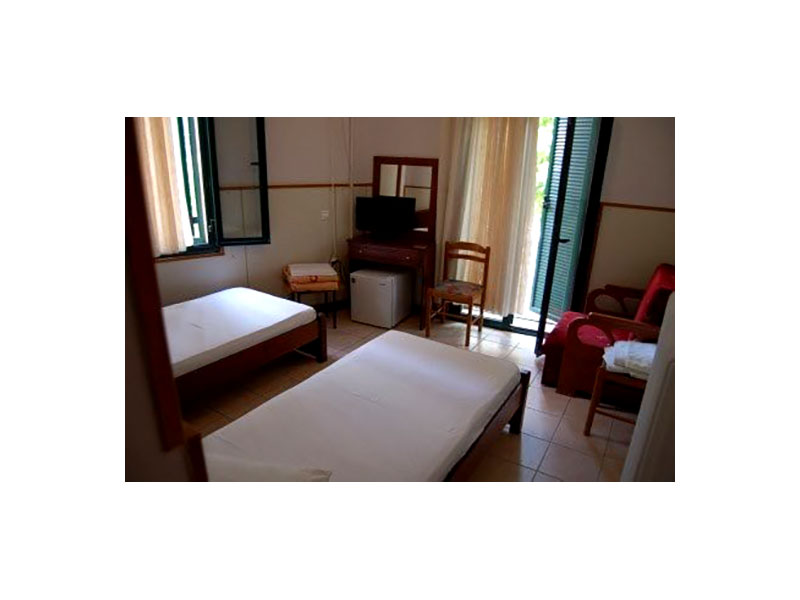 HOTEL ΔΙΕΘΝΕΣ: Φωτογραφίες & Βίντεο
