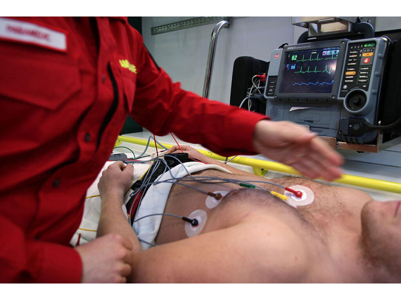 HUMANCARE AMBULANCE: Φωτογραφίες & Βίντεο