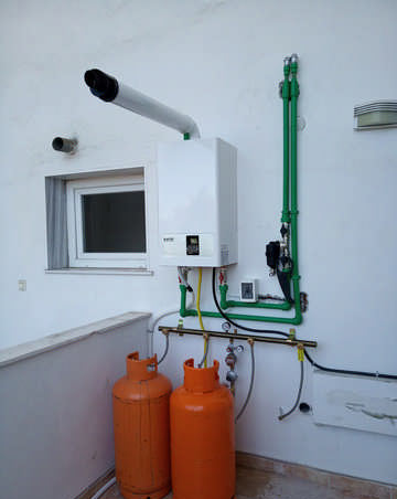 HYDROTHERM - CHALIL BOULENT: Φωτογραφίες & Βίντεο
