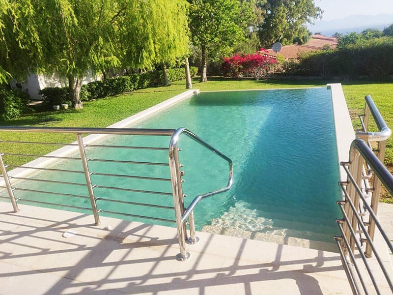 INFINITY POOLS: Φωτογραφίες & Βίντεο