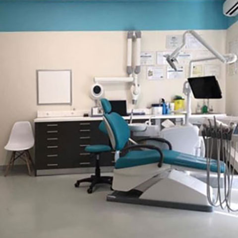 IN DENTISTRY WE TRUST - LOUKA MARIA - ANNEZA: Φωτογραφίες & Βίντεο