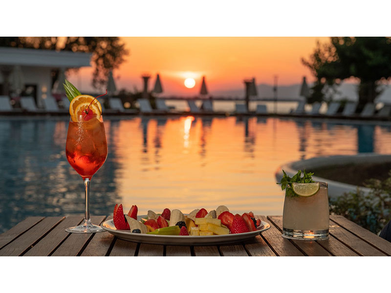 IONIS TOURS: Φωτογραφίες & Βίντεο