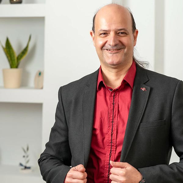 Ο Συγγραφέας - Σύμβουλος Ψυχοσωματικής Υγείας Κλούβας Δημήτρης