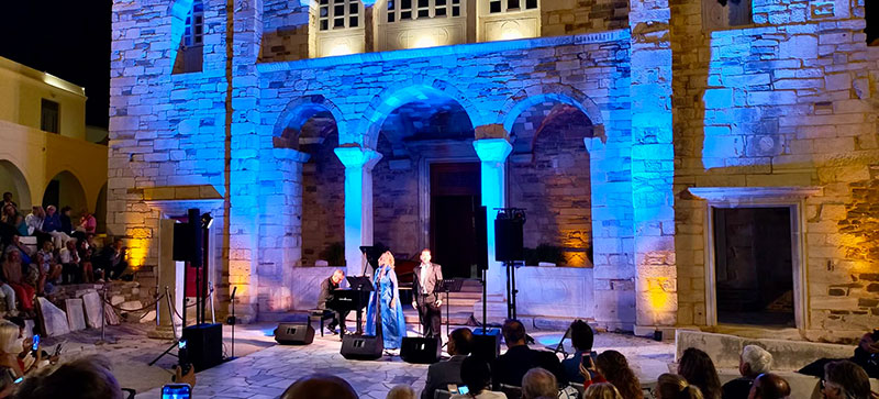 KAPOUTSOS SOUND & LIGHTS SERVICES: Φωτογραφίες & Βίντεο