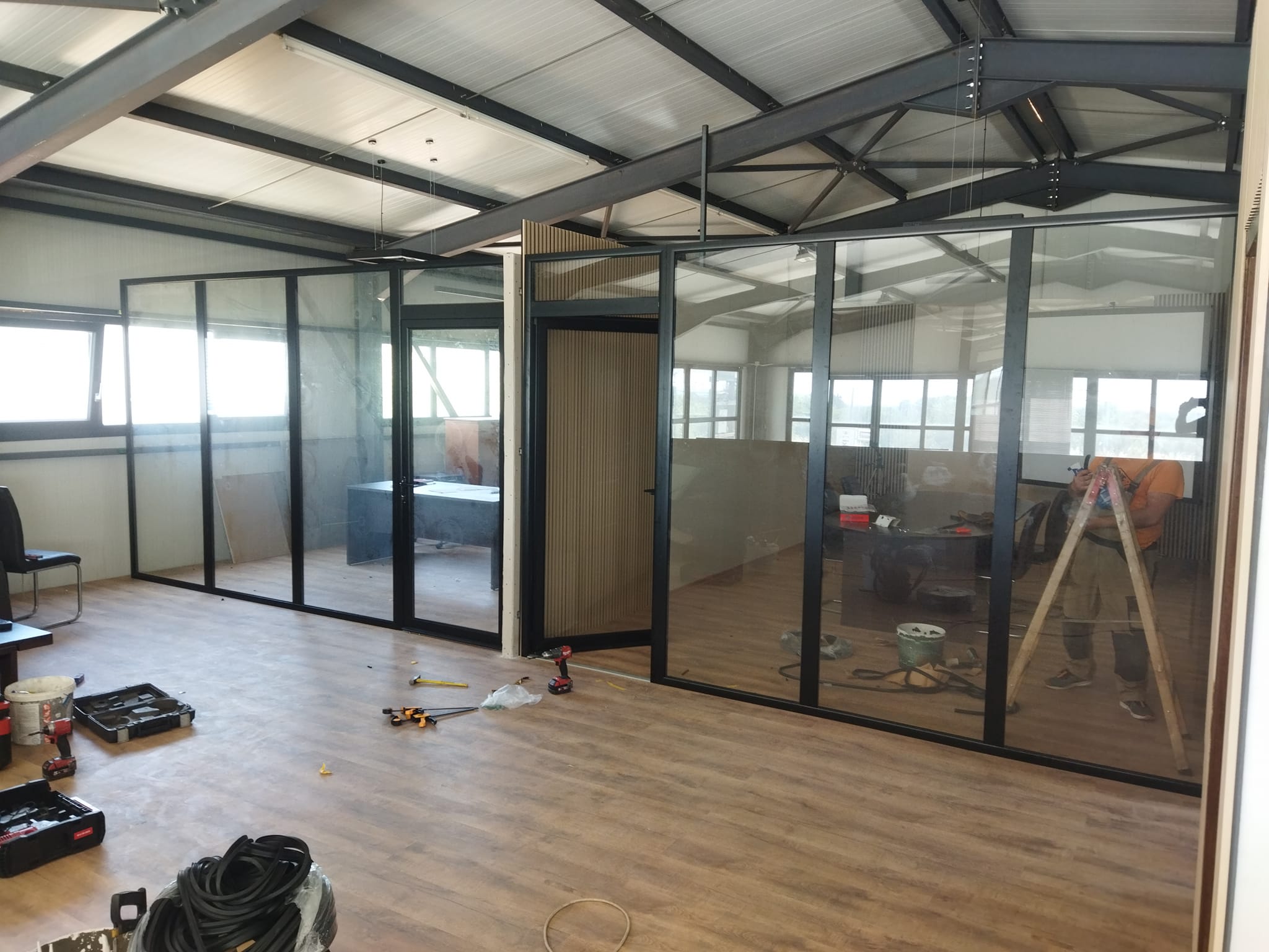 KARALEXIS CONSTRUCTION - KARALEXIS IOANNIS: Φωτογραφίες & Βίντεο