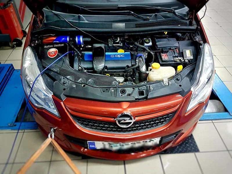 KARAMPALIS OPEL SERVICE: Φωτογραφίες & Βίντεο