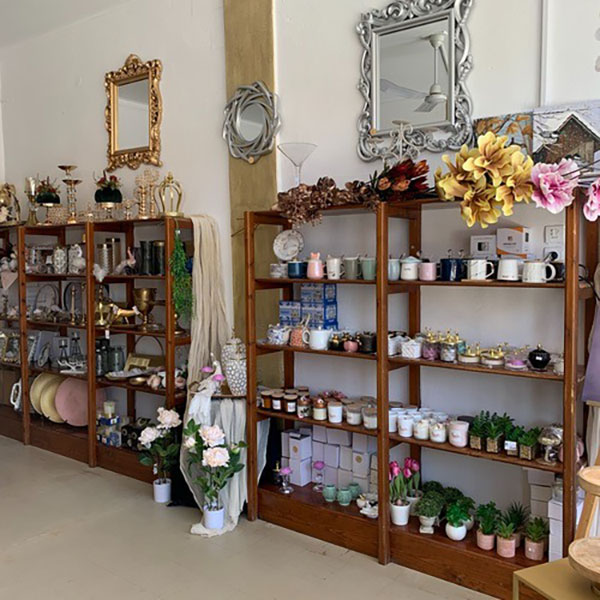 KARIOFILLIAS.SHOP: Φωτογραφίες & Βίντεο