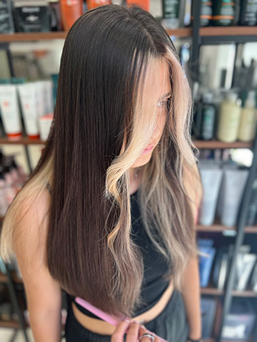 KARTSONA COIFFURE: Φωτογραφίες & Βίντεο