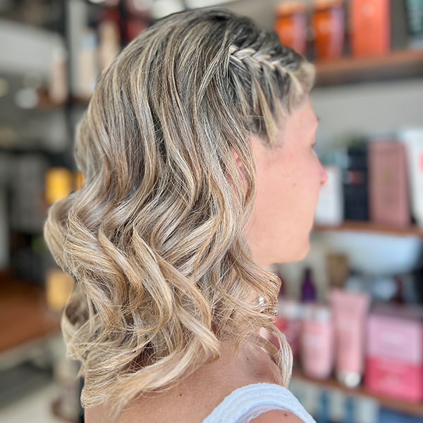 KARTSONA COIFFURE: Φωτογραφίες & Βίντεο