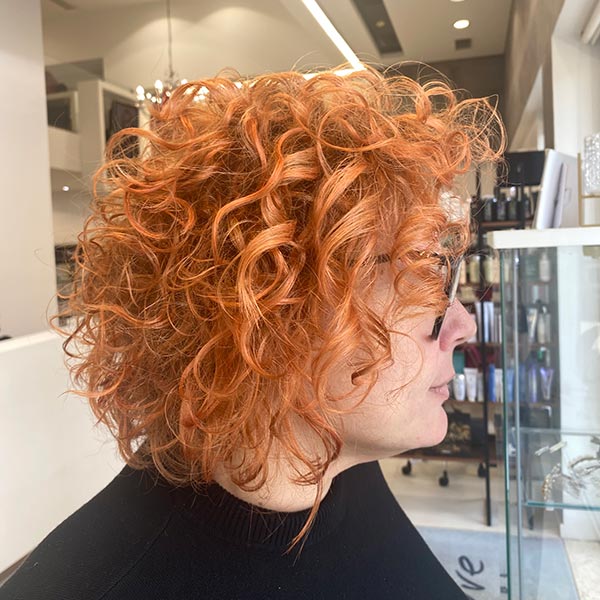 KARTSONA COIFFURE: Φωτογραφίες & Βίντεο