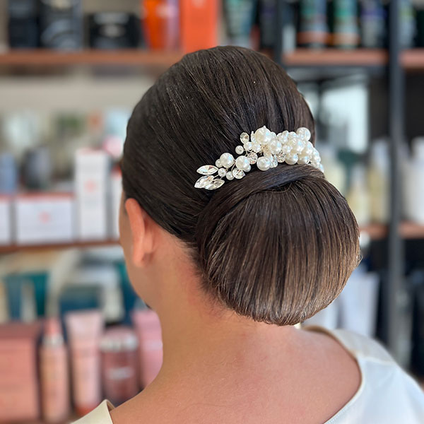 KARTSONA COIFFURE: Φωτογραφίες & Βίντεο