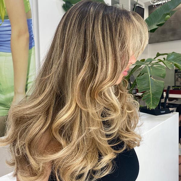 KARTSONA COIFFURE: Φωτογραφίες & Βίντεο