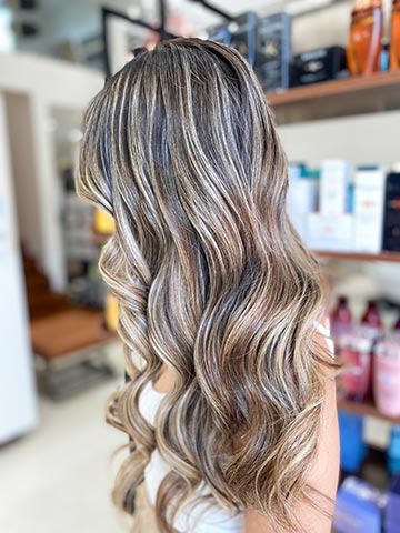 KARTSONA COIFFURE: Φωτογραφίες & Βίντεο