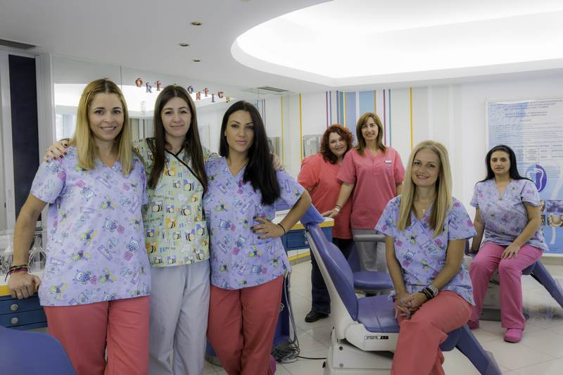 ΚΑΘΟΠΟΥΛΗΣ ΗΛΙΑΣ DDS, MDSc ORTHOCENTER: Φωτογραφίες & Βίντεο