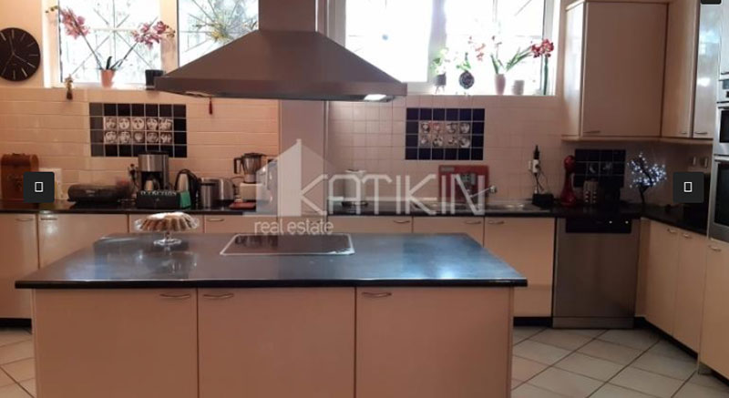KATIKIN REAL ESTATE: Φωτογραφίες & Βίντεο