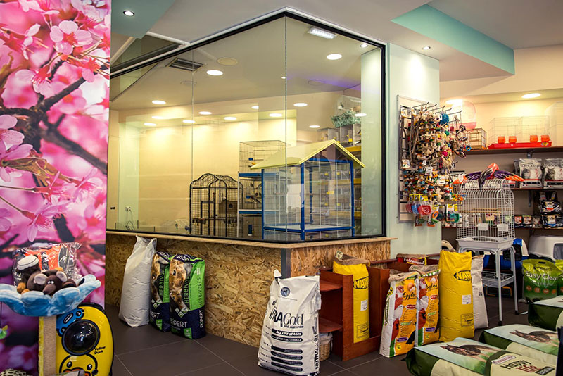 KATRIS PET SHOP: Φωτογραφίες & Βίντεο
