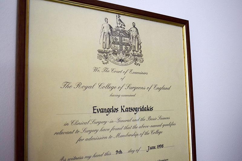 KATSOGRIDAKIS G. EVAGGELOS MRCS (Eng) MSc: Φωτογραφίες & Βίντεο