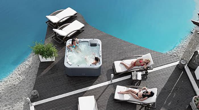Whirlpool Bath (Jacuzzi)