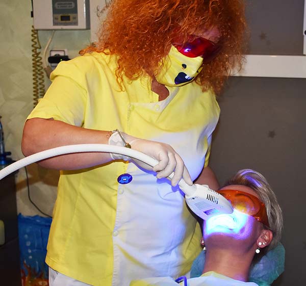 KIDS & FAMILY DENTAL - ΣΥΡΚΟΥ ΑΝΑΣΤΑΣΙΑ: Φωτογραφίες & Βίντεο
