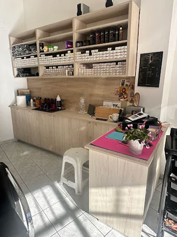 KONSTANTINA BEAUTY STUDIO: Φωτογραφίες & Βίντεο