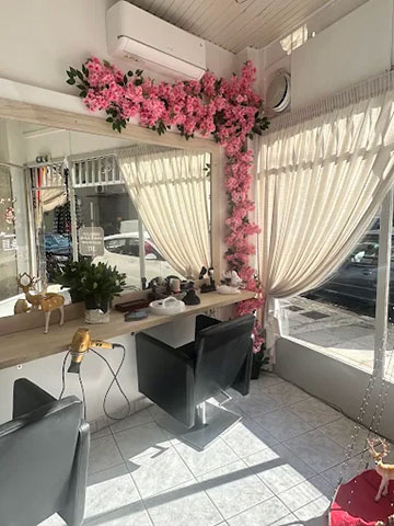 KONSTANTINA BEAUTY STUDIO: Φωτογραφίες & Βίντεο