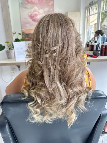 KONSTANTINA BEAUTY STUDIO: Φωτογραφίες & Βίντεο