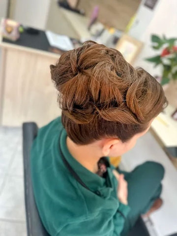 KONSTANTINA BEAUTY STUDIO: Φωτογραφίες & Βίντεο