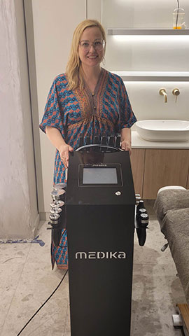 KOSKINIATI CHRISTINA AESTHETIC DERMA CENTER: Φωτογραφίες & Βίντεο