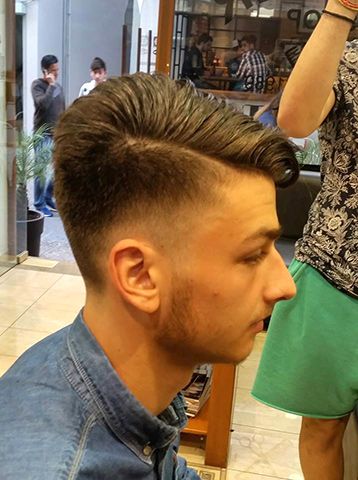 KOUFALIOS BARBER SHOP: Φωτογραφίες & Βίντεο