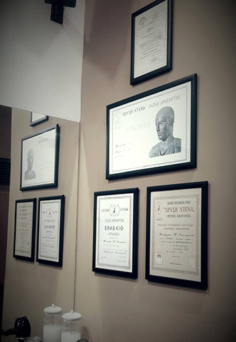 KOUFALIOS BARBER SHOP: Φωτογραφίες & Βίντεο
