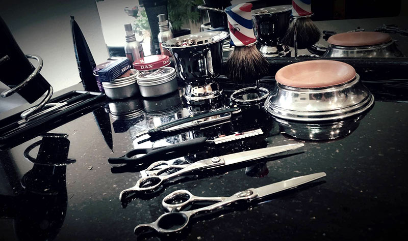 KOUFALIOS BARBER SHOP: Φωτογραφίες & Βίντεο
