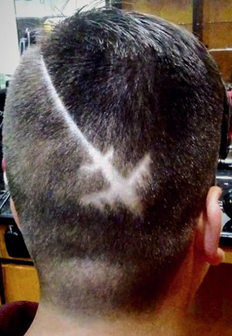 KOUFALIOS BARBER SHOP: Φωτογραφίες & Βίντεο