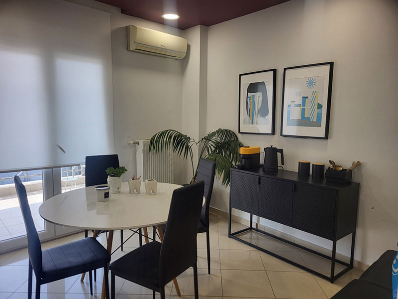 KOUNIOU IRO - DENTAL CENTER: Φωτογραφίες & Βίντεο